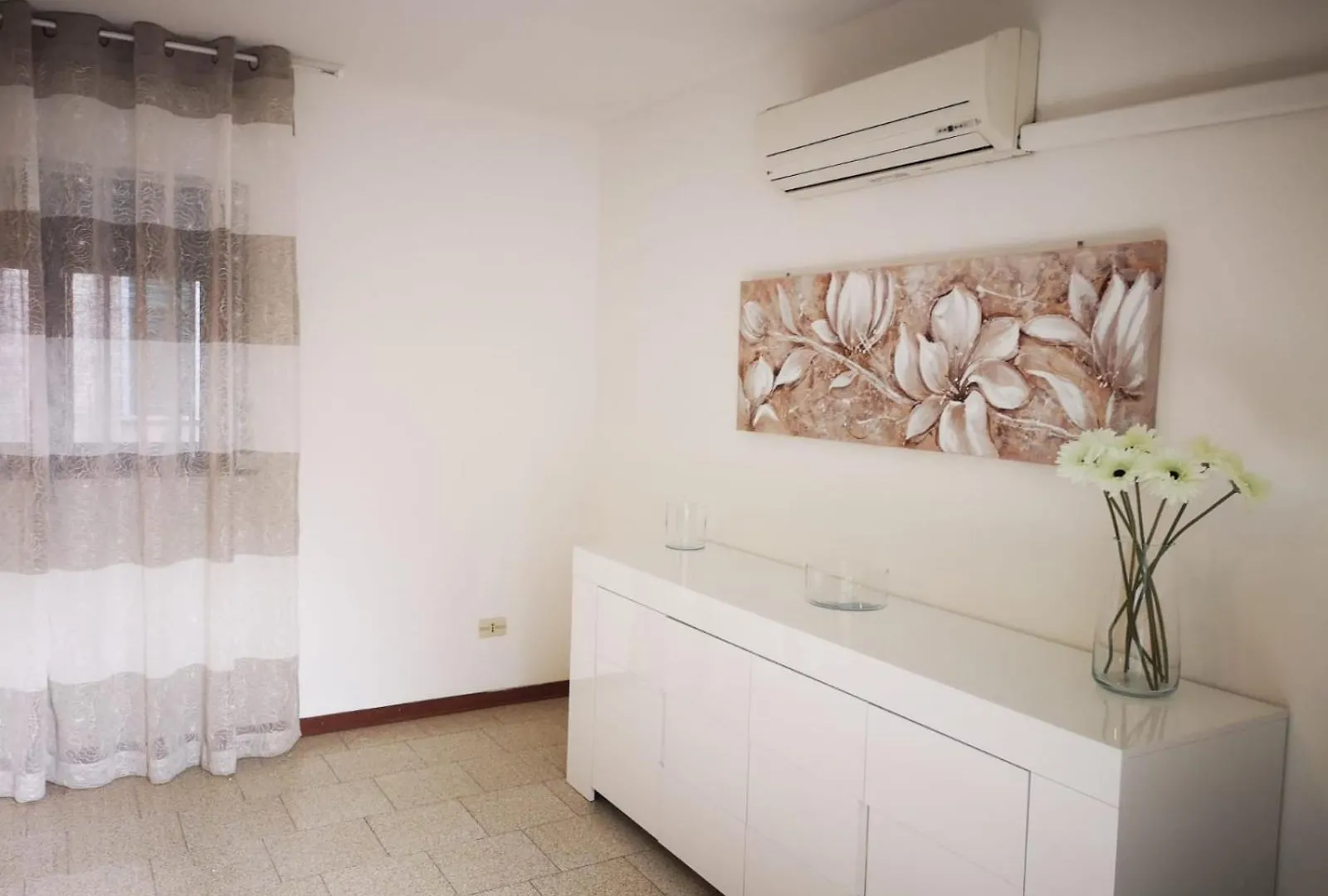 Nino'S Apartments Giardini Naxos