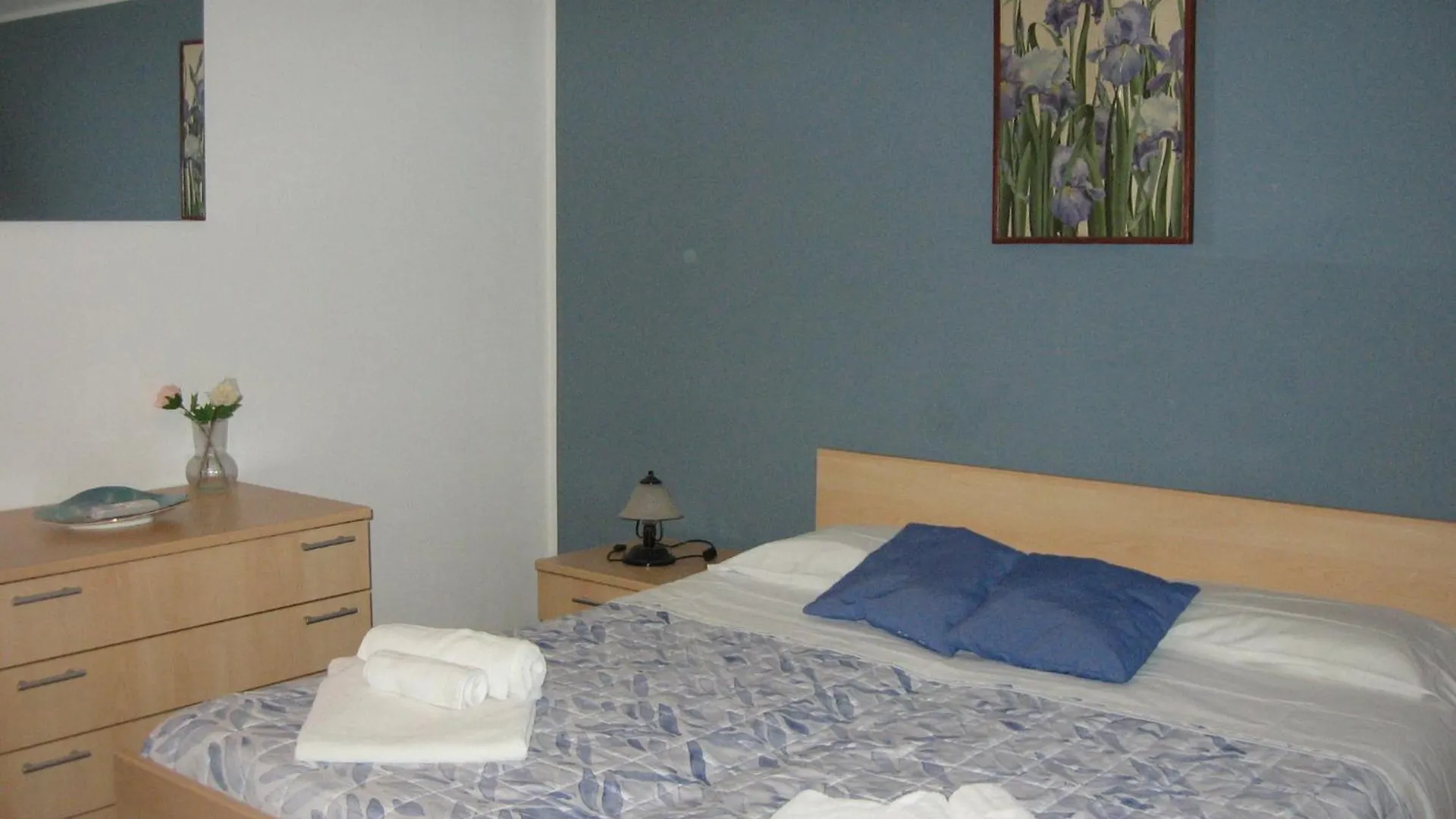 Nino'S Apartments Giardini Naxos