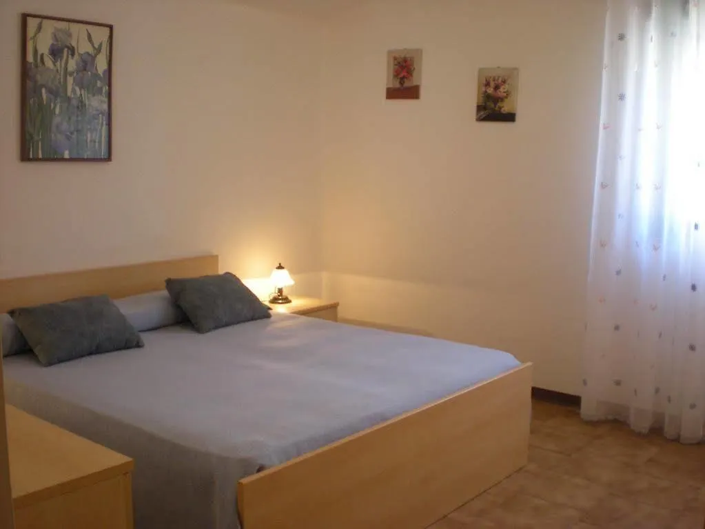 Nino'S Apartments Giardini Naxos Italien